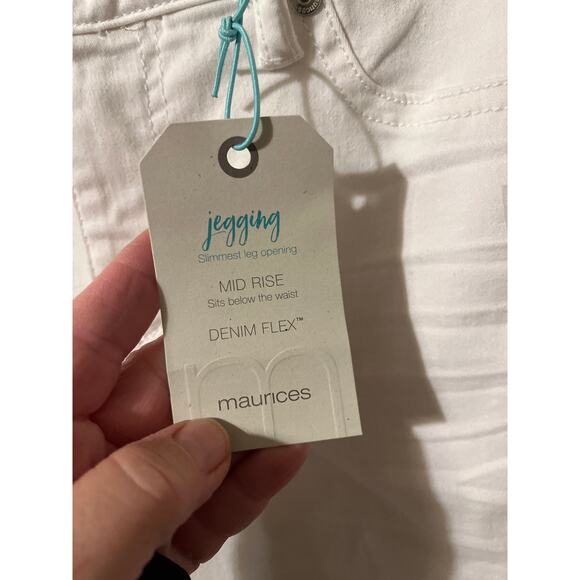 Maurices women’s mid rise denim flex Jeggings NWT - Picture 4 of 8